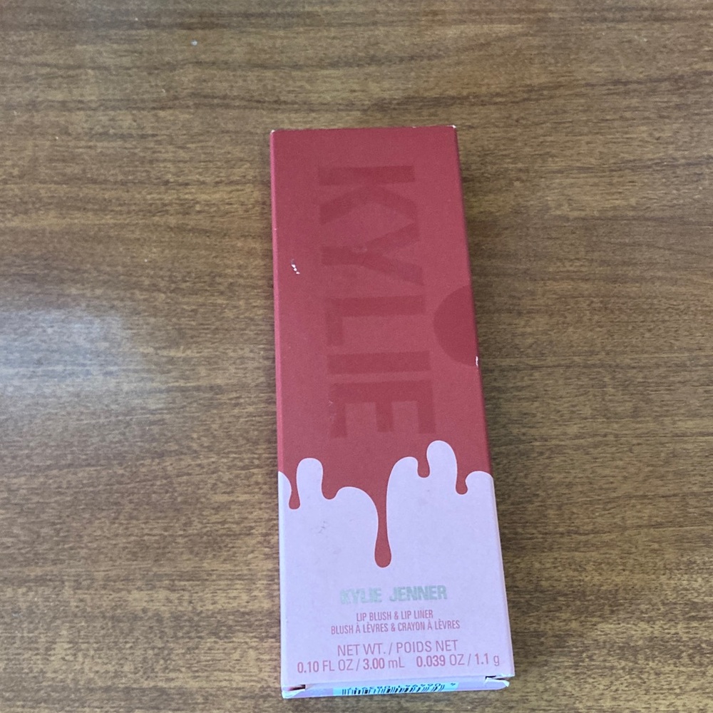 Brand New KYLIE LIP KIT!!